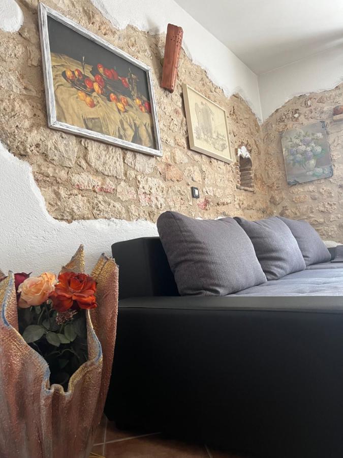 דירות פורץ Kuca Za Odmor Matea מראה חיצוני תמונה